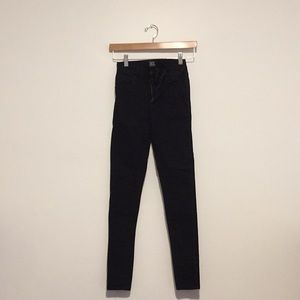 UO BDG BLACK HIGH WAISTED JEANS